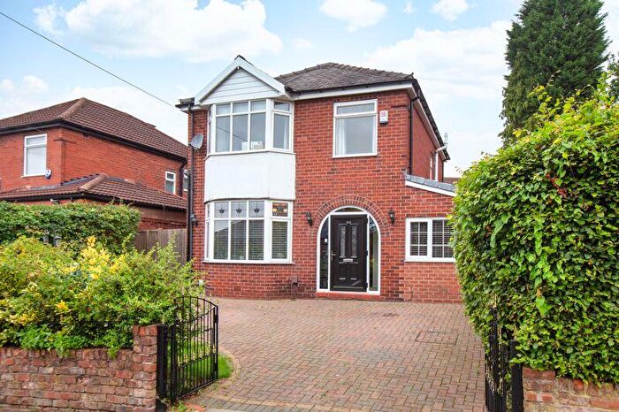 4 Bedroom Detached House For Sale In Butterstile Lane, Prestwich, Manchester, M25