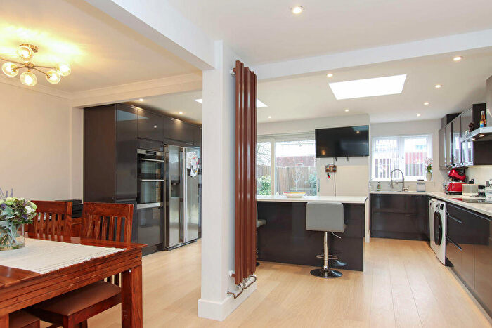 3 Bedroom Terraced House For Sale In The Dart, Hemel Hempstead, HP2