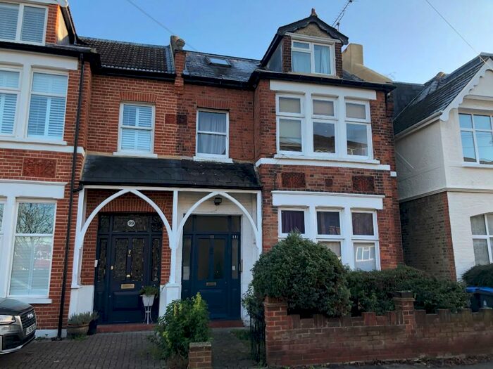 Houses for sale & to rent in KT5 8PB, Berrylands Road, Berrylands Surbiton