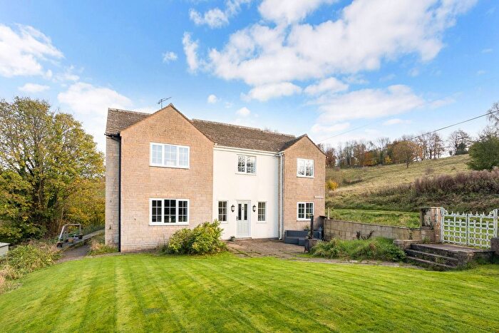 3 Bedroom Detached House For Sale In Cranham, Gloucester, GL4