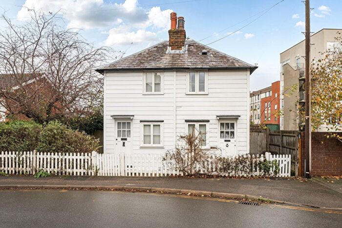 2 Bedroom Semi Detached House For Sale In Lintons Lane, Epsom, KT17