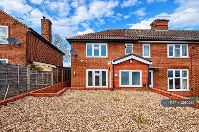 4 Bedroom Semi-Detached House To Rent In Spearing Road, High Wycombe, HP12