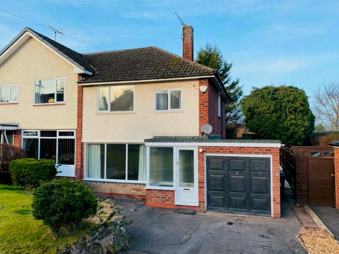 3 Bedroom Semi-Detached House To Rent In Stretton Close, Kings Acre, Hereford, HR4