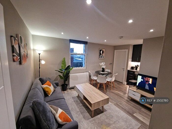 1 Bedroom Flat To Rent In Windsor Court, Brighton, BN1