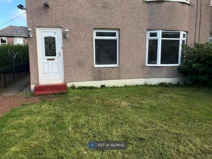 3 Bedroom Flat To Rent In Kilchattan Drive, Glasgow, G44