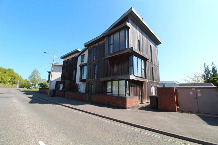 1 Bedroom Semi Detached House For Sale In Oxford Way, Basingstoke, Hampshire, RG24