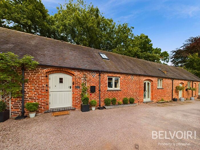 2 Bedroom Barn Conversion For Sale In The Hayloft, ST18