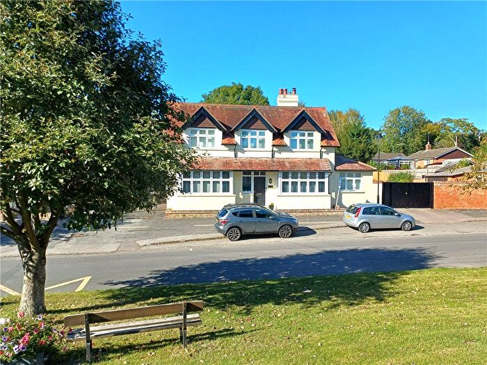 4 Bedroom Detached House For Sale In Main Street, Gawcott, Buckingham, MK18