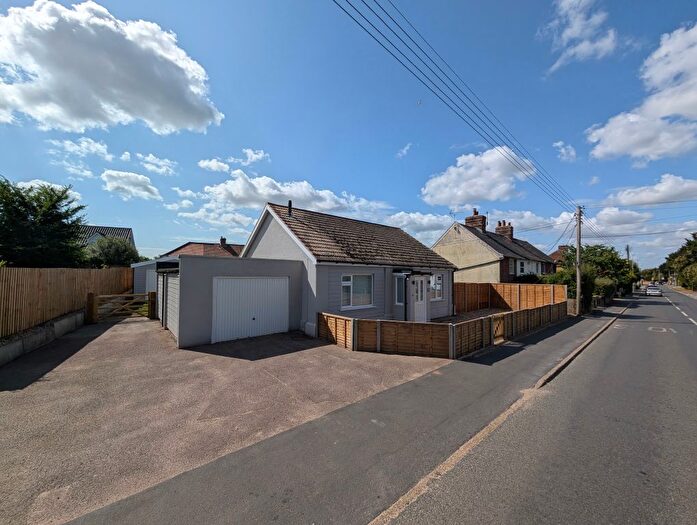 3 Bedroom Detached Bungalow To Rent In Leiston Road, Knodishall, Saxmundham, IP17