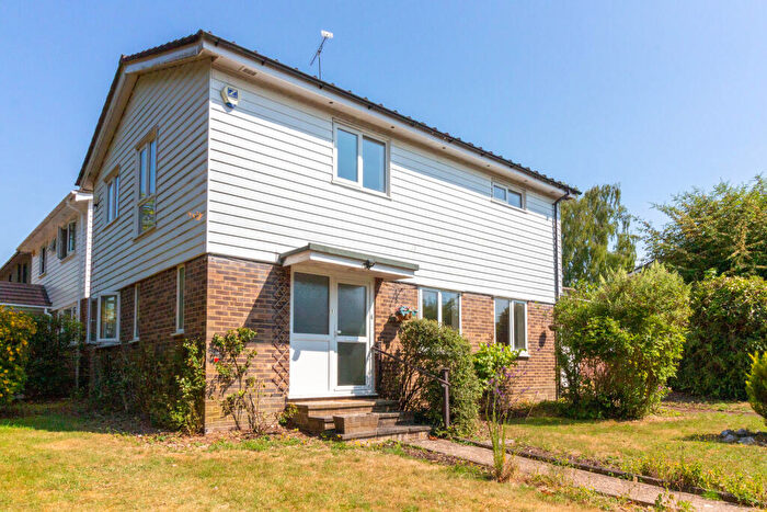 4 Bedroom Detached House To Rent In Dorian Grove, Alresford, Hampshire, SO24