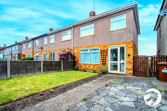 3 Bedroom Semi-Detached House To Rent In Crestway, Chatham, Kent, ME5