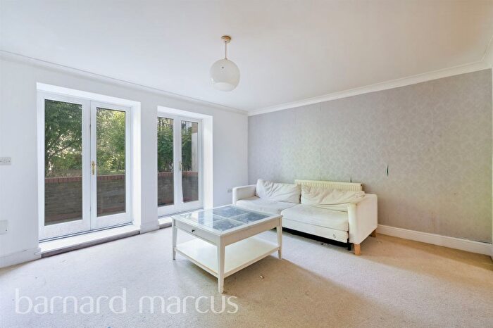 1 Bedroom Flat For Sale In Selborne Road, Croydon, CR0