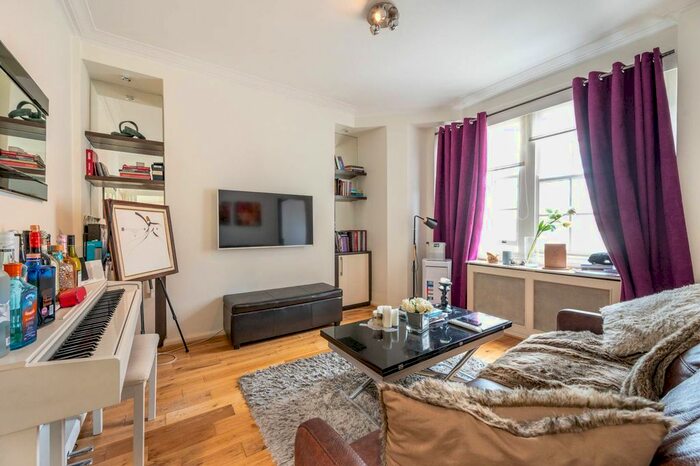 1 Bedroom Flat To Rent In Duke Of York Street, St James's, London, SW1Y