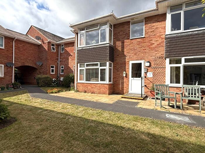 1 Bedroom Retirement Property For Sale In Exmouth Court, Exmouth, EX8