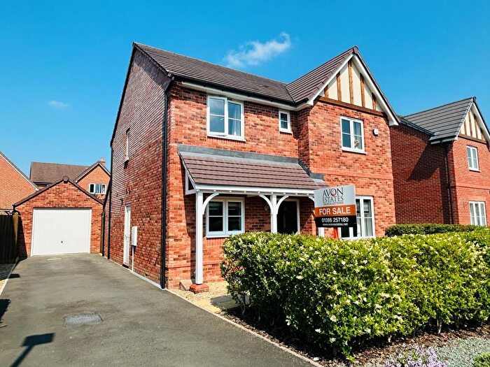 4 Bedroom Detached House For Sale In Cartwright Way, Evesham, WR11