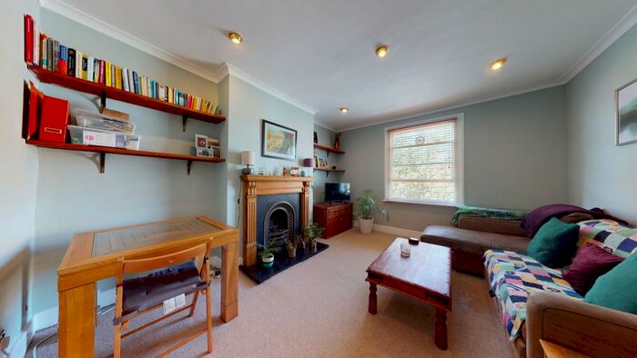 1 Bedroom Flat To Rent In Lambert Road, London, SW2