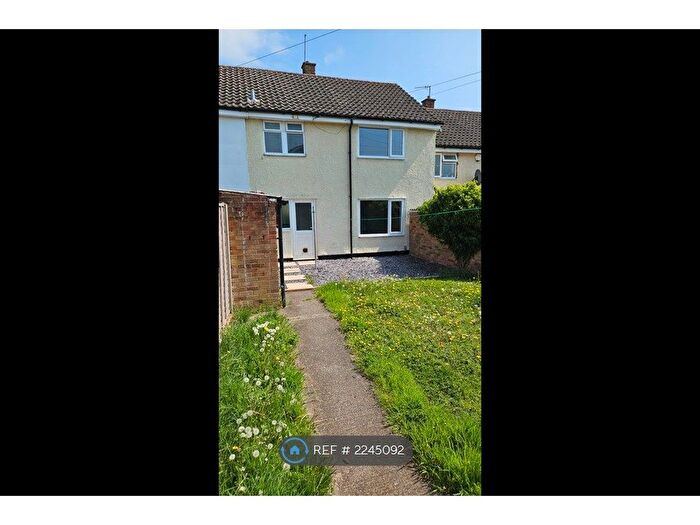 3 Bedroom Semi-Detached House To Rent In Foxwalks Avenue, Bromsgrove, B61