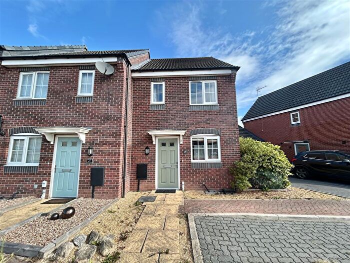2 Bedroom House To Rent In Glover Close, Annesley, Nottingham, NG15