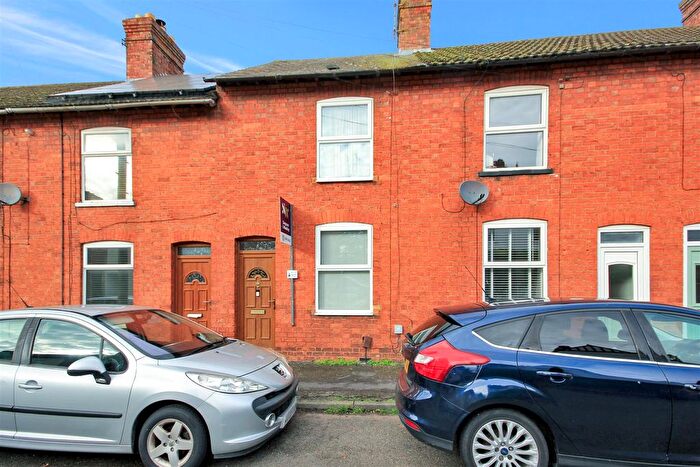 2 Bedroom Terraced House For Sale In Roberts Street, Rushden, NN10