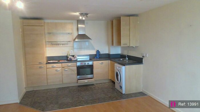2 Bedroom Apartment To Rent In Elmwood Lane, Leeds, LS2