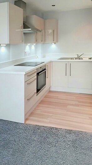 1 Bedroom Flat To Rent In Swingate, Stevenage, Hertfordshire, SG1