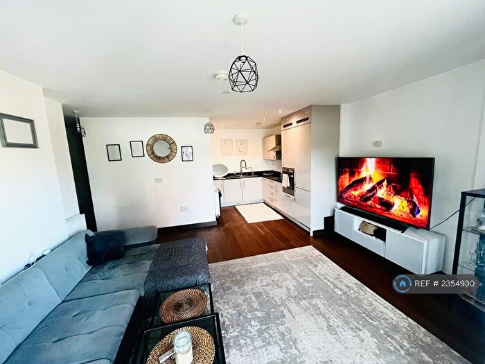 1 Bedroom Flat To Rent In Abbey Road, Barking, IG11