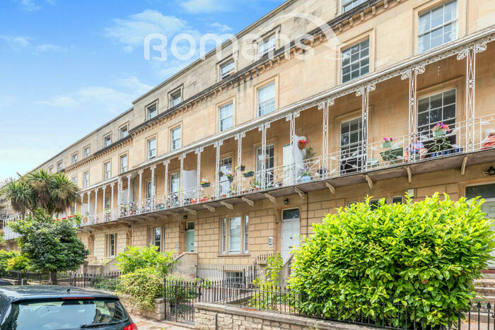 2 Bedroom Maisonette To Rent In South Parade Mansions, Clifton, BS8