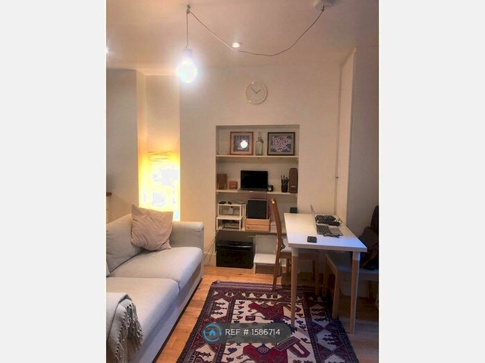 1 Bedroom Flat To Rent In Ladbroke Grove, London, W10