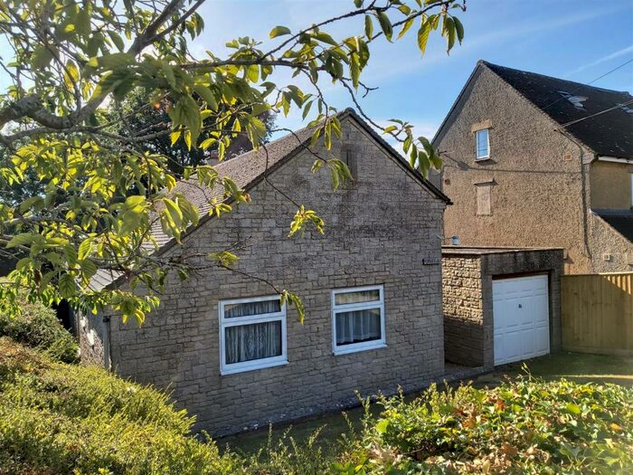 2 Bedroom Detached Bungalow For Sale In Mount Skippett, Ramsden, OX7