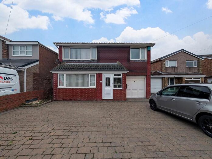 4 Bedroom Detached House For Sale In Mitford Road, South Shields, NE34