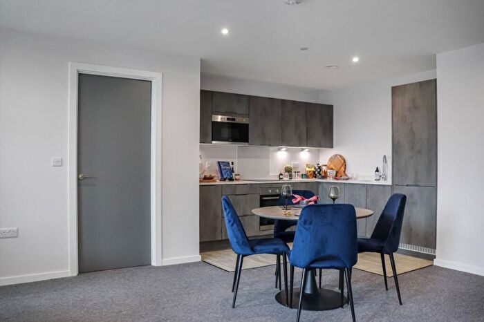 2 Bedroom Apartment To Rent In The Interchange, Stockport, SK3