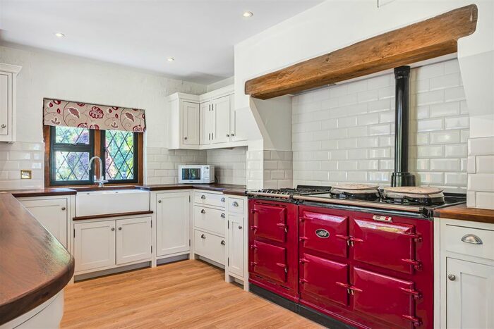 4 Bedroom Detached House For Sale In Wantley Corner, Mead Lane, Storrington, West Sussex, RH20