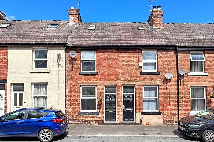 2 Bedroom Terraced House For Sale In Avenue Street, Harrogate, HG2