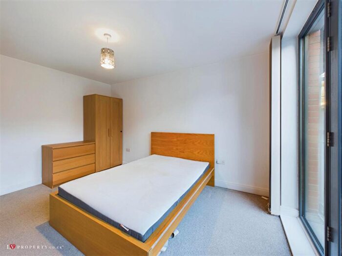 2 Bedroom Apartment To Rent In Metalworks, Warstone Lane, B18