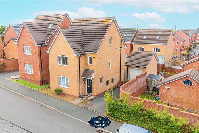 4 Bedroom Detached House To Rent In Shortridge Drive, Foleshill, Coventry, CV6