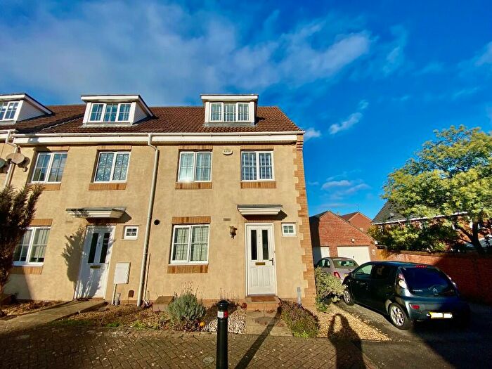 3 Bedroom End Of Terrace House For Sale In Jury Road, Hampton Vale, Peterborough, Cambridgeshire, PE7