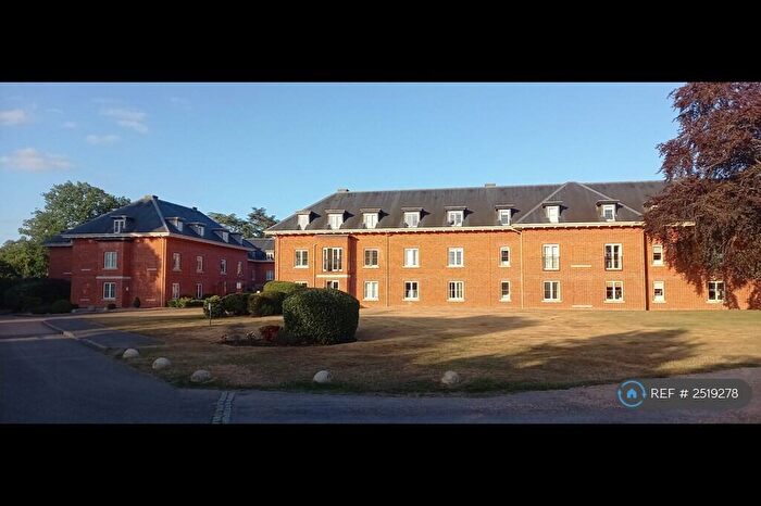 2 Bedroom Flat To Rent In Balls Park, Hertford, SG13