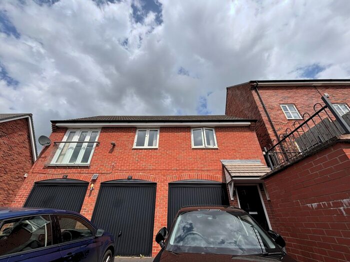 2 Bedroom Maisonette To Rent In Lower Lodge Avenue, Rugby, CV21