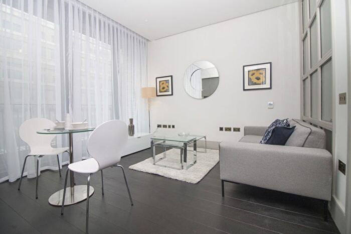 Studio To Rent In Victoria Street, Westminster, London, SW1H