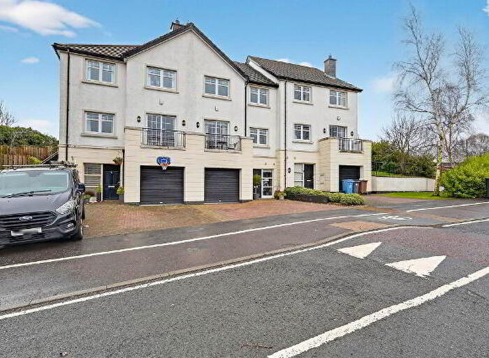 4 Bedroom TownHouse For Sale In B College Heights, Belfast, BT7