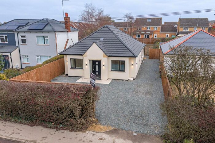 3 Bedroom Detached Bungalow For Sale In London Road, Yaxley, PE7
