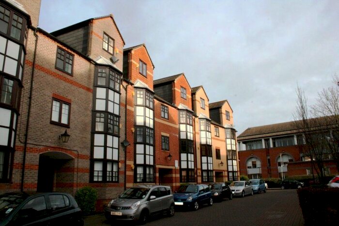 1 Bedroom Flat To Rent In Maltings Place, Reading, RG1