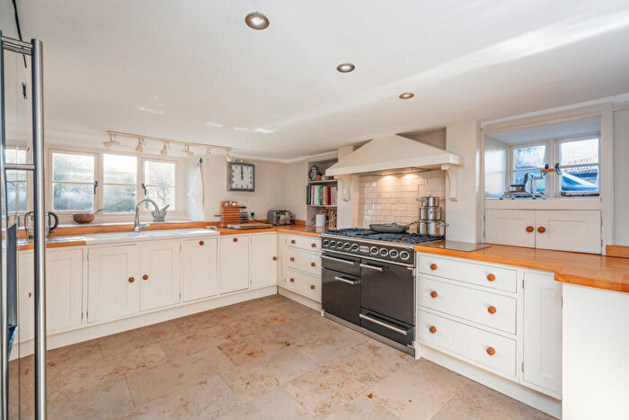 5 Bedroom Detached House For Sale In Martinstown, Martinstown, Dorchester, DT2