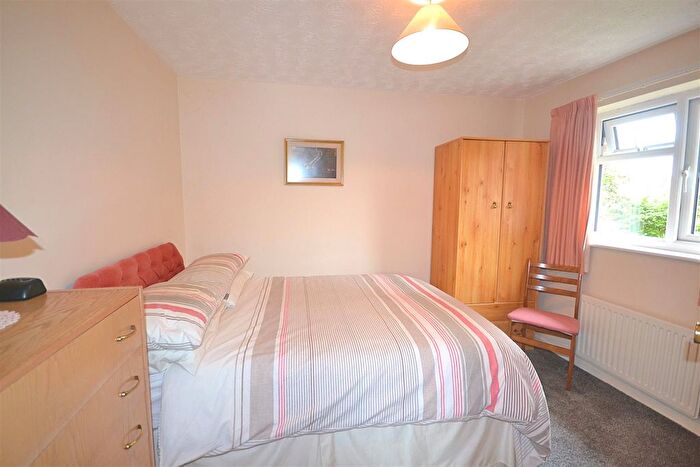 3 Bedroom Detached House For Sale In Highgrove Close, Dorchester, DT1