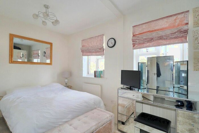 3 Bedroom Terraced House For Sale In Primrose Road, Walton-On-Thames, Surrey, KT12