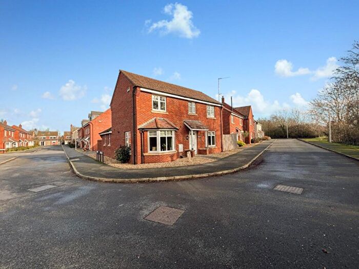 3 Bedroom Detached House For Sale In Buttercup Way, Stratford Upon Avon, CV37