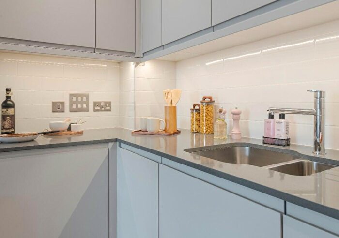 1 Bedroom Flat To Rent In The Lark, Nine Elms, SW11