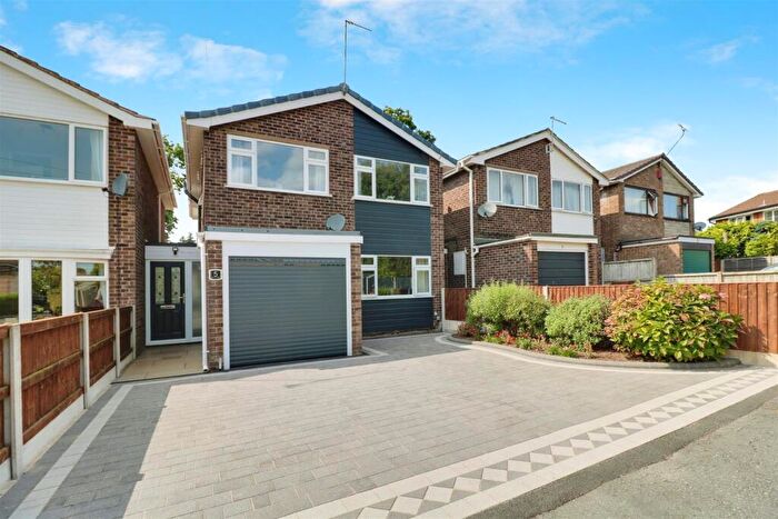 3 Bedroom Detached House For Sale In Wood Drive, Alsager, ST7