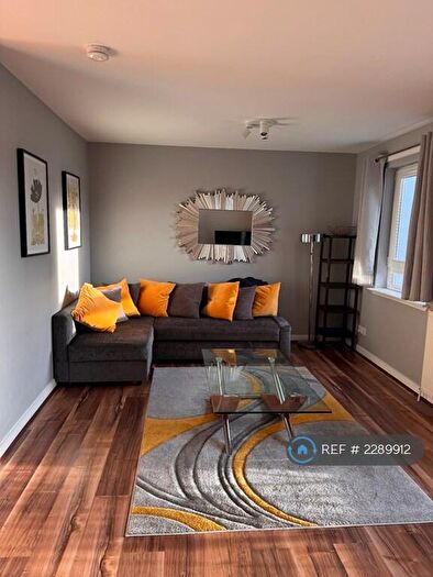 2 Bedroom Flat To Rent In Albion Gardens, Edinburgh, EH7