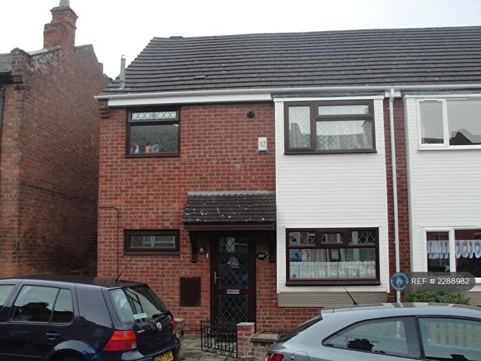 4 Bedroom End Of Terrace House To Rent In Princes Street, Leamington Spa, CV32
